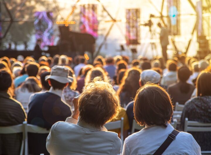 people watching concert on the outdoor scene sunn 2023 11 27 05 20 45 utc